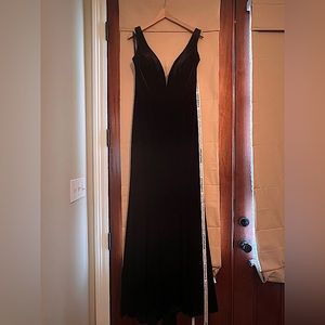 Long black velvet gown from Emprada. Brand new with tags.